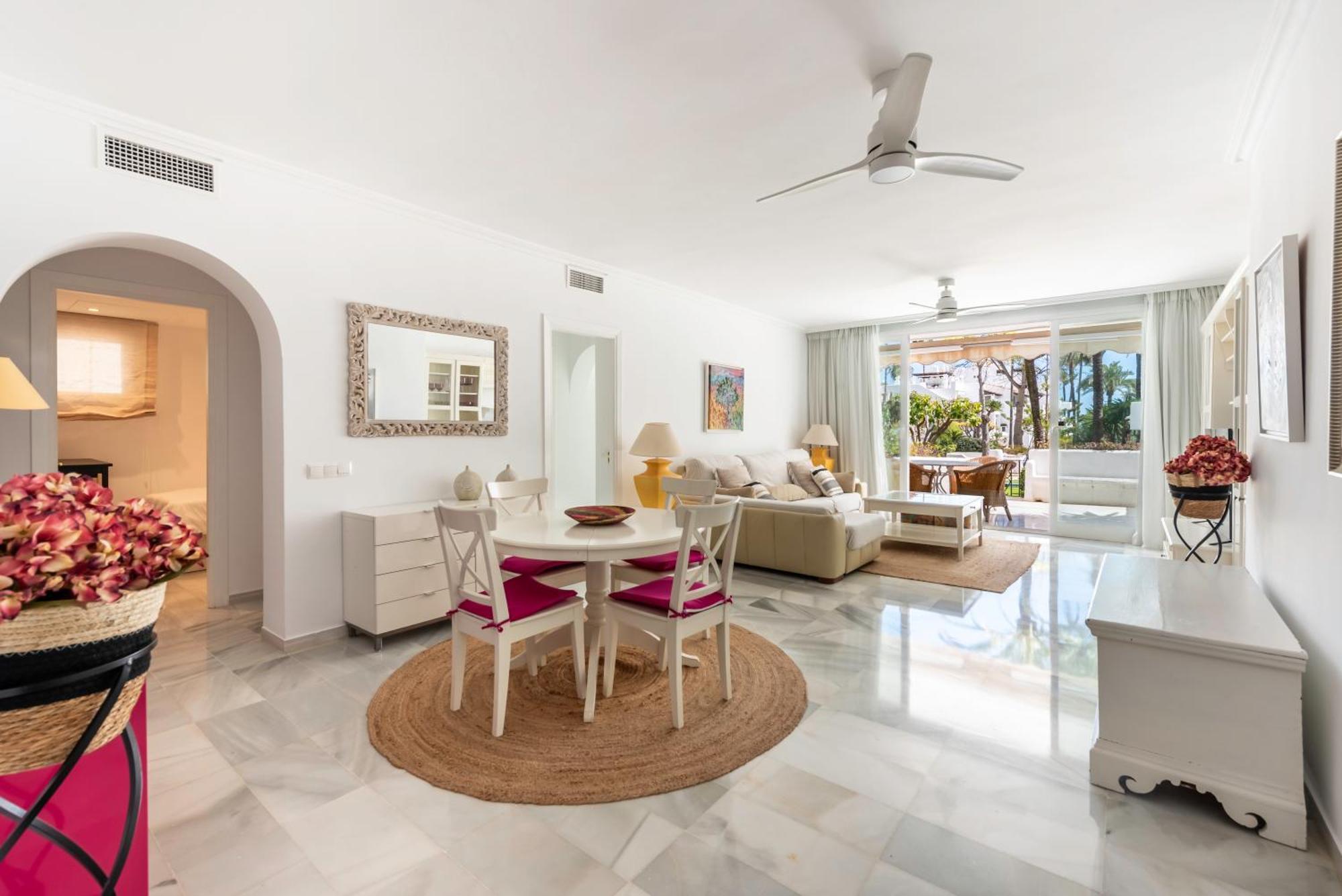 Alcazaba Beach Apartment Estepona Buitenkant foto