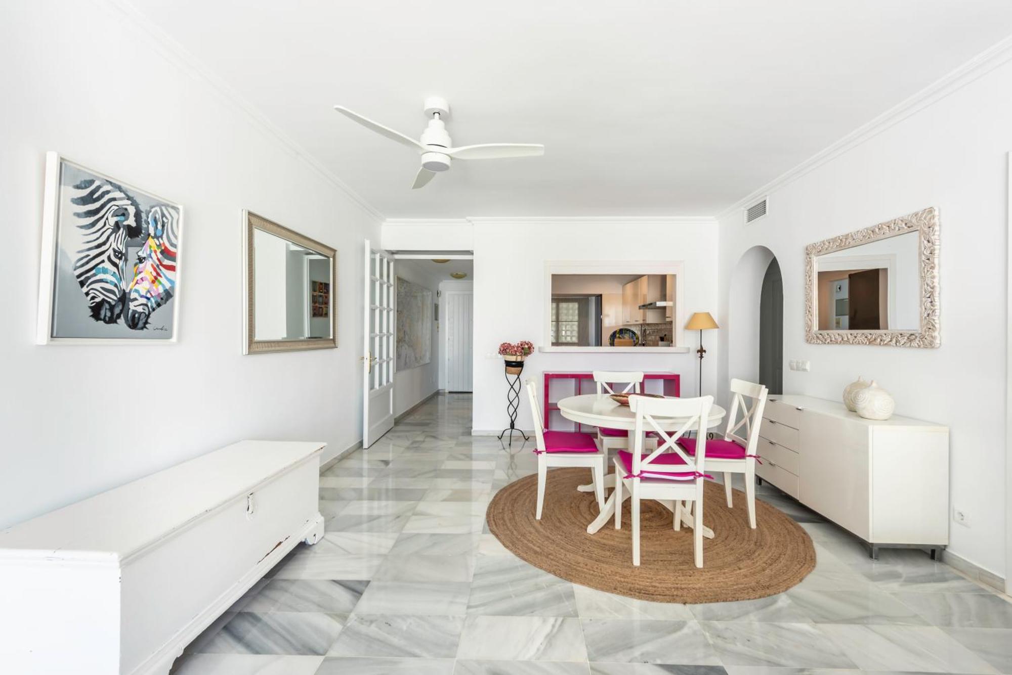 Alcazaba Beach Apartment Estepona Buitenkant foto